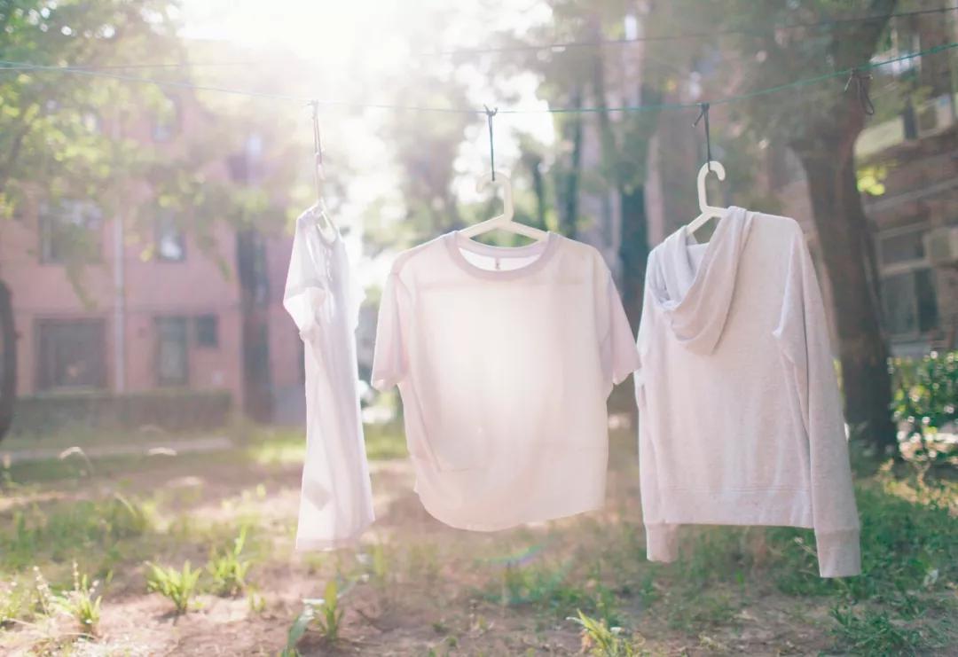 洗衣服怎么说wash,洗衣服跟刷鞋子为什么不都用wash