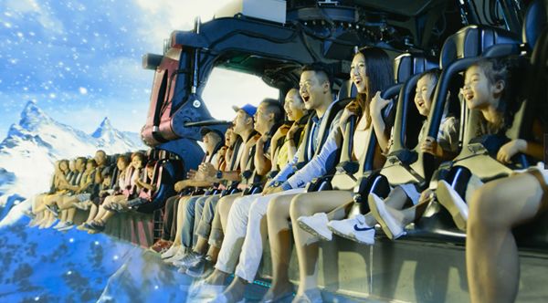 橙粉们稳住!熬过星期五,来的不止是周末,还有长影世纪城超值“聚惠”,人均低至56元呦~