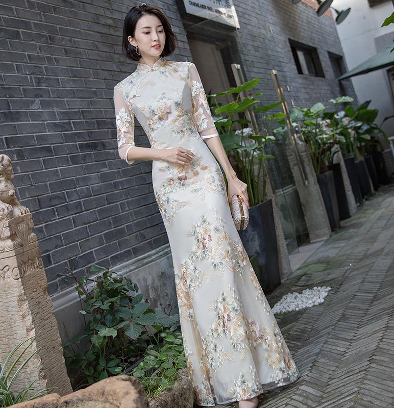 风姿绰约温婉优雅的旗袍美女,端庄大气的旗袍不一样的美