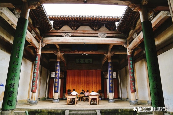 中国古村落宏村民居的建筑特色,安徽宏村古民居怎么介绍