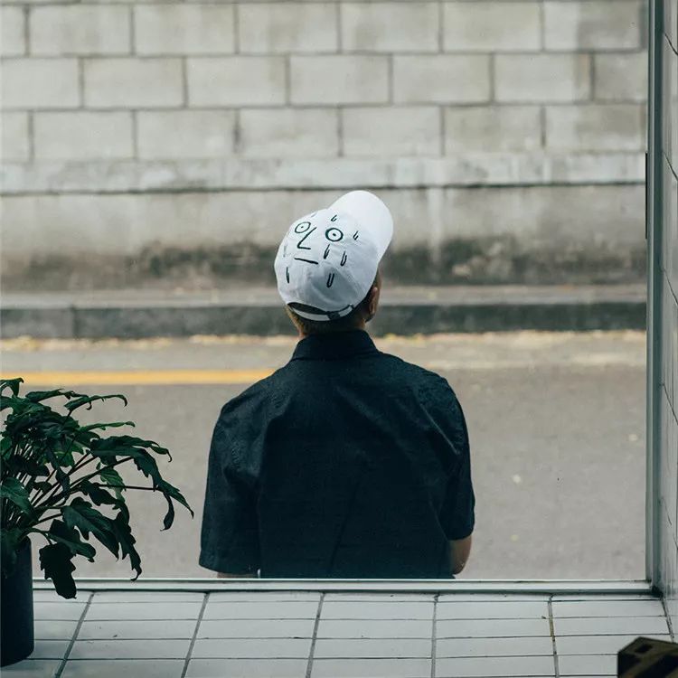 你穿的衣服这么土是大妈风吗,为啥我穿衣服总是那么土