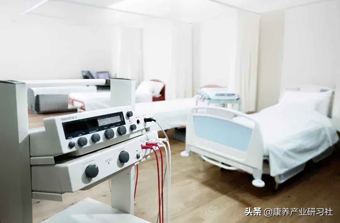 50层楼高、500万元入住押金、5年住满：这个顶级养老公寓长啥样？