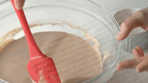 好吃的只有奶油的爆浆蛋糕,罗森摩卡芋泥味奶油蛋糕