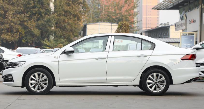 喜欢宝来的怎么选,喜欢手动挡的车