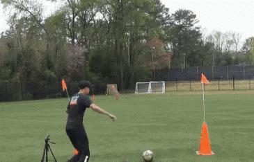 如何踢出一脚长传球,如何踢出超远长传