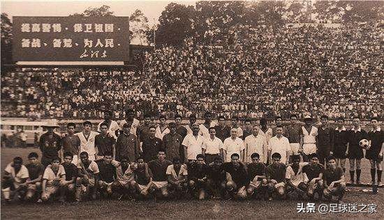 被球迷们称为球王的是哪位球星,能被称为球王的人