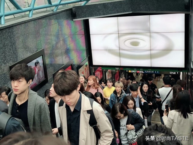 为什么韩国女生都很有少女感,韩国女生为什么皮肤都那么白