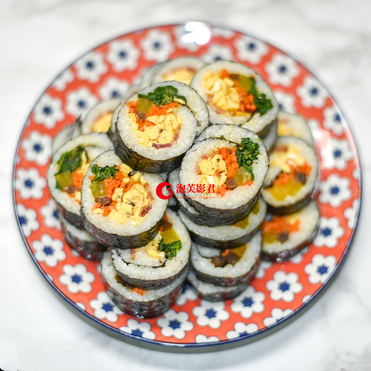 韩国的紫菜包饭的做法视频,正宗韩国紫菜包饭视频教程