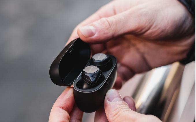 索尼的头戴式xm3,索尼xm3和xm4哪个舒服