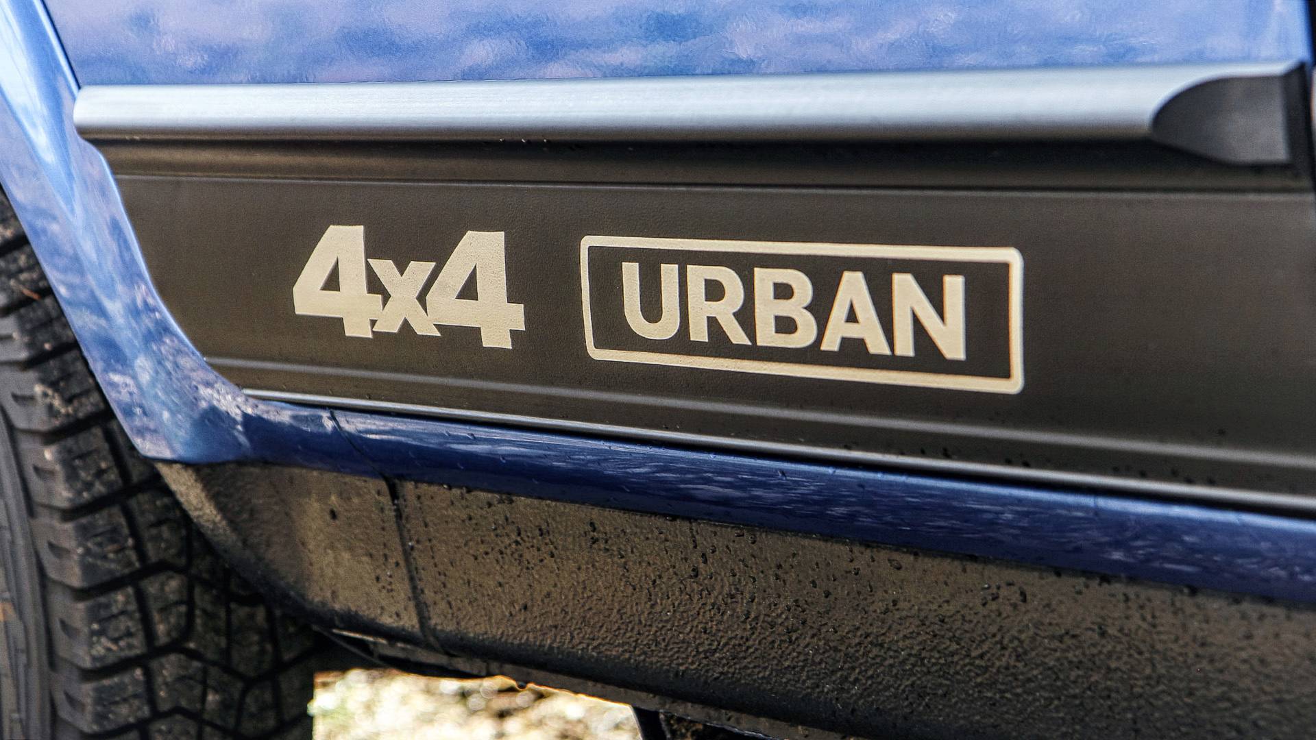 拉达新款泥瓦越野版曝光,五门拉达尼瓦2021款