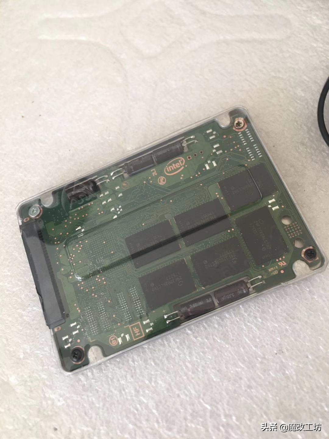 英特尔固态硬盘各型号性能对比,英特尔企业级固态硬盘可以买吗