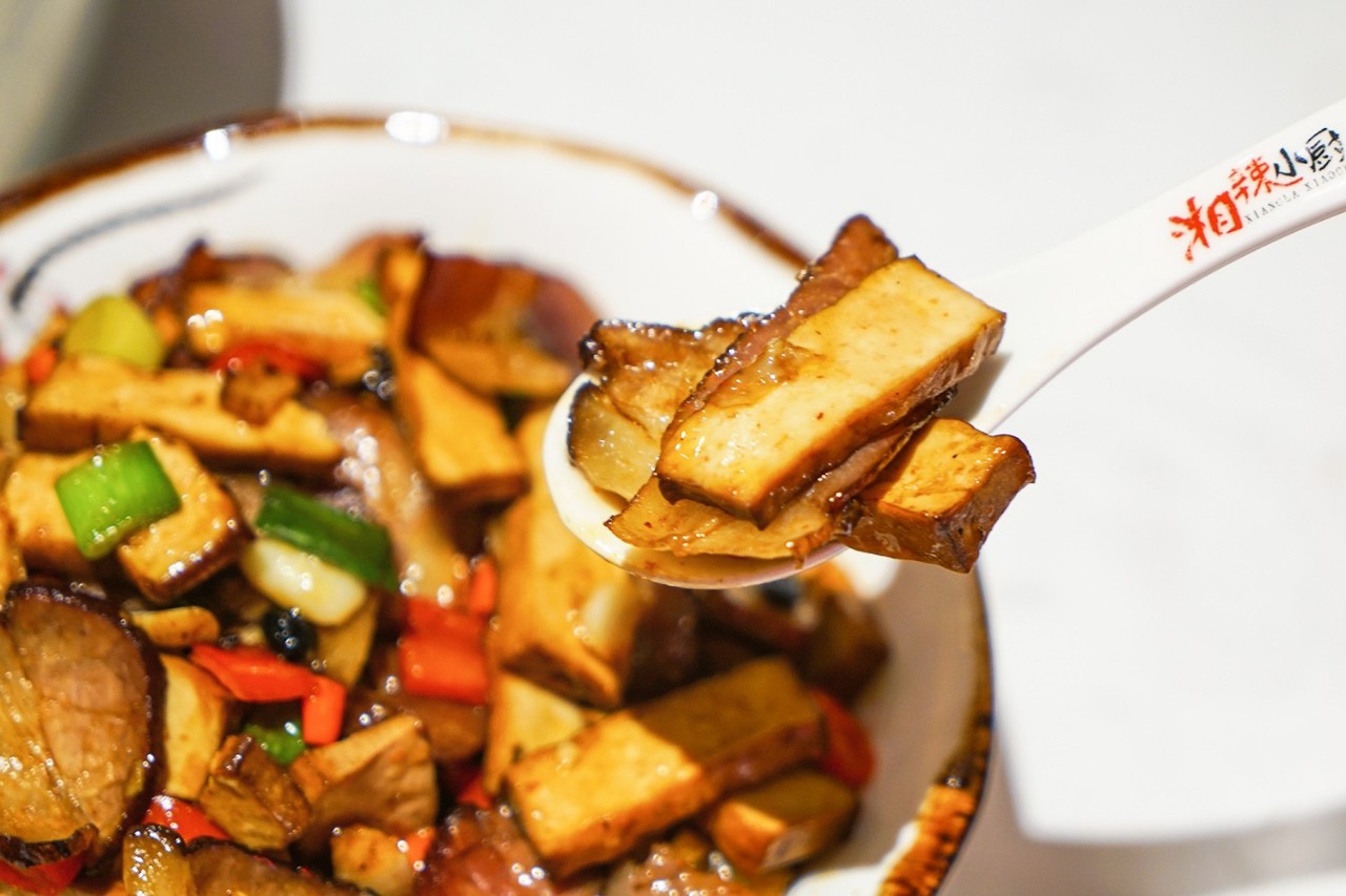 正宗湘菜剁椒鱼头,剁椒鱼头湘菜必点