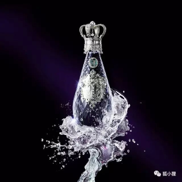 云川：全球最贵5款矿泉水，喝一口，半辆跑车钱没了