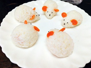 鼠年做一只真正的老鼠,新年小老鼠用粘土怎么做