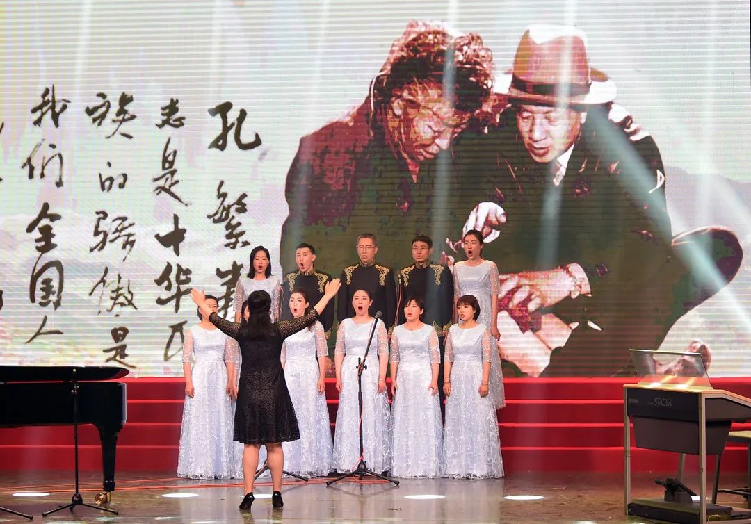 劳动赞歌献给党,颂歌献给党洛阳市职工歌咏比赛