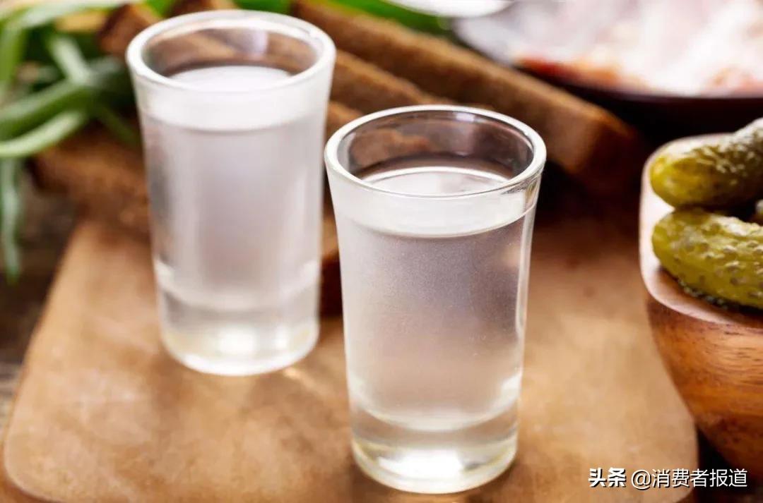 剑南春茅台五粮液哪个酒好喝,茅台汾酒泸州老窖哪个酒好喝