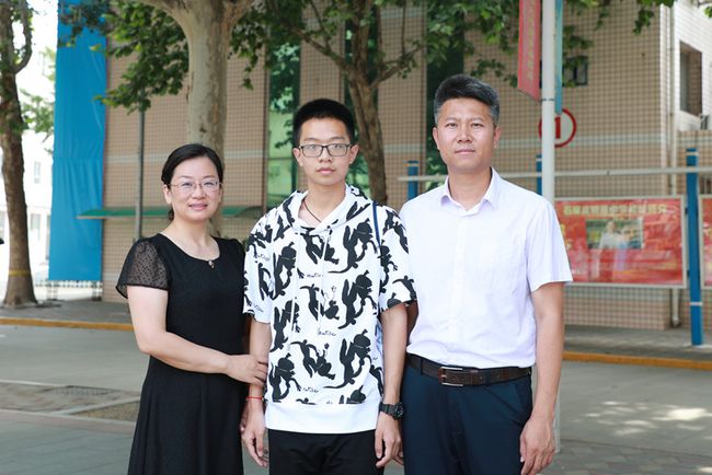 全校最差学渣逆袭考上顶尖大学,北大逆袭刘泽乾