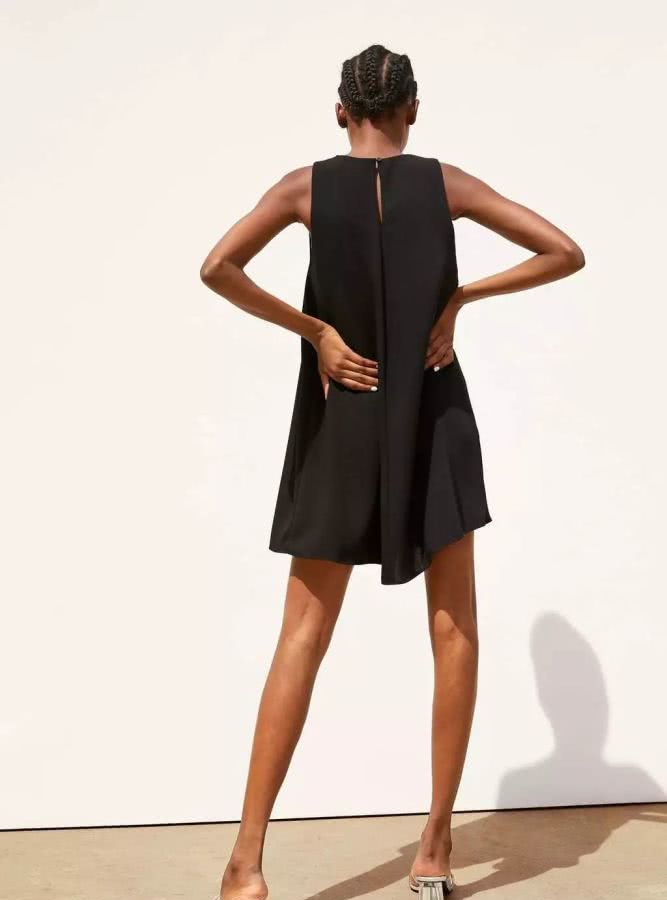 zara值得入手的连衣裙,zara新出的牛仔开叉连衣裙