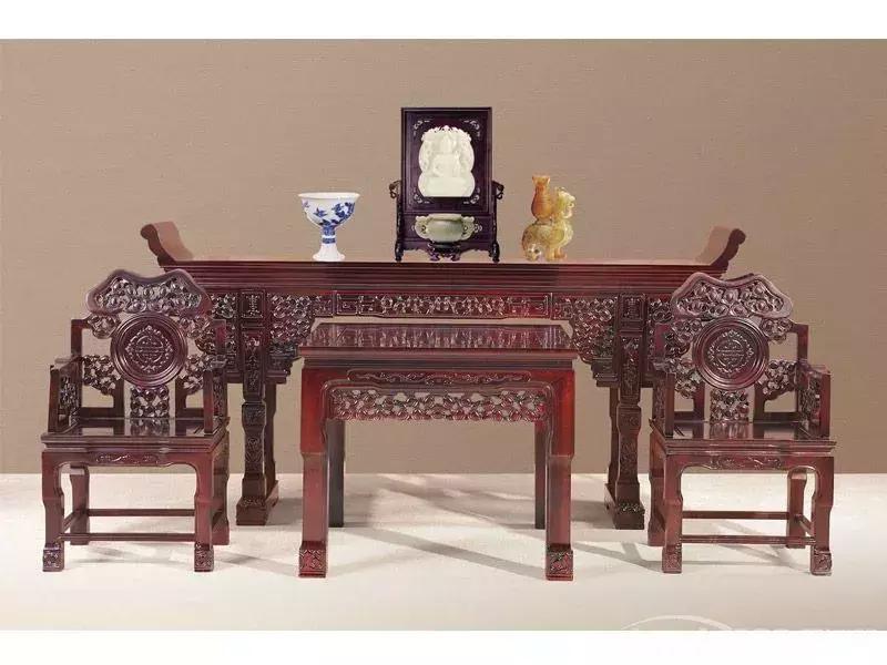 红木真的假的,最便宜的三款红木家具