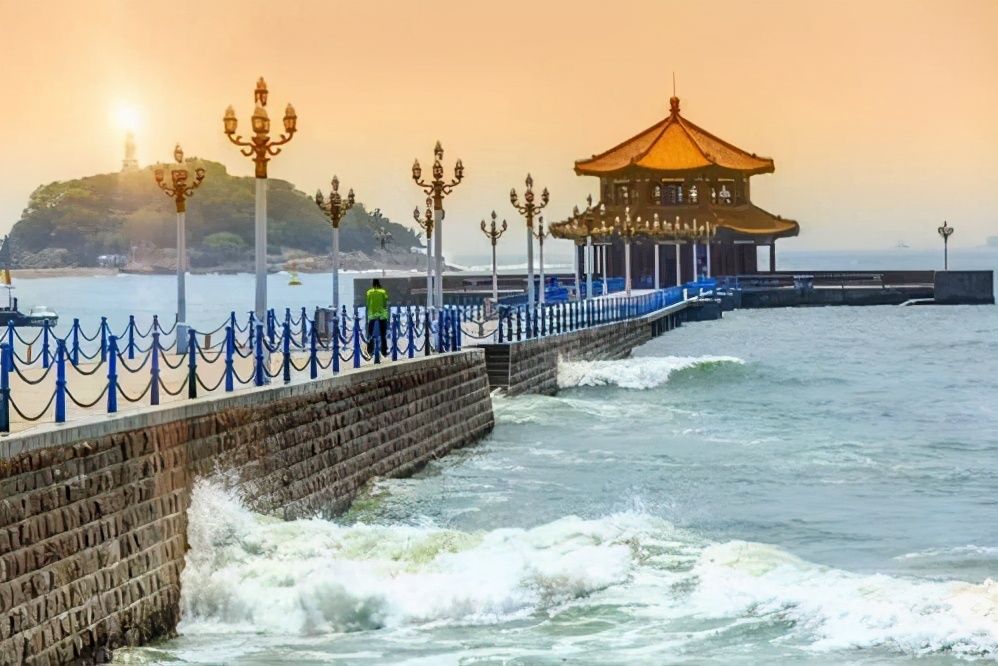 莱西市有多大有什么发展前景,青岛莱西是个县城吗