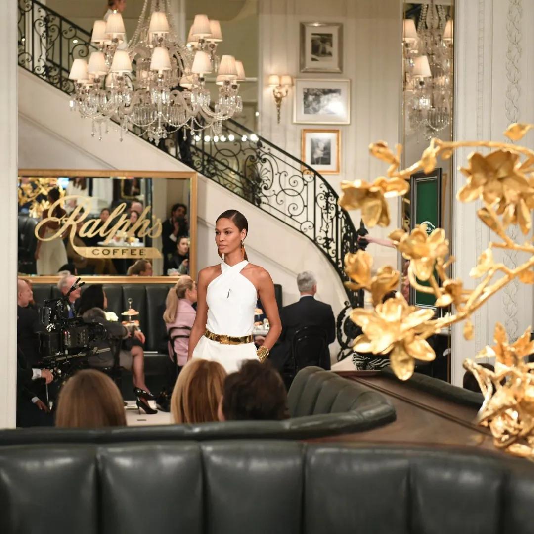 又一家顶级奢牌开咖啡店！花小钱买精致，竟然是喝得起的样子