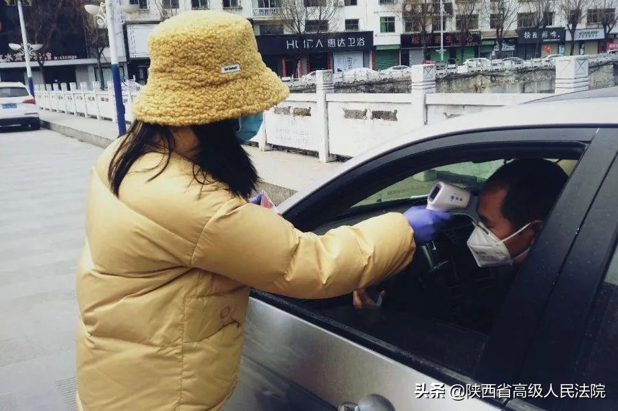 战疫期间的女性,战疫中的女性