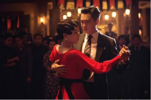 编剧是怎么想的，这样了还没在一起？这10对cp让我提起就想寄刀片