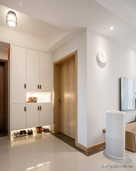 led灯带放哪里合适,安装led灯带多种样式让室内亮堂