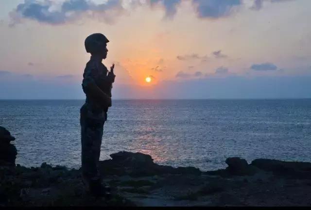 杨颖黎族海岛素颜照,海岛素颜照