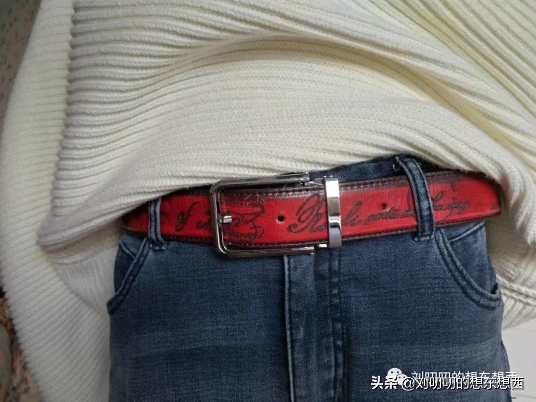 一日一look,早春丝巾的搭配