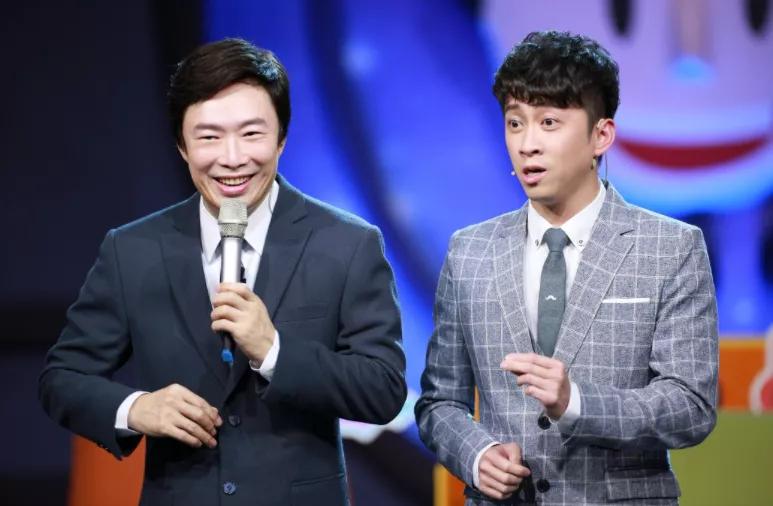 卖假包骗闺蜜！被虚荣心毁掉的女星丁小芹，从康熙女神沦为罪犯