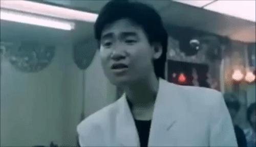 这个用粤语号召大家喝奶茶的男人，霸占了我的群聊