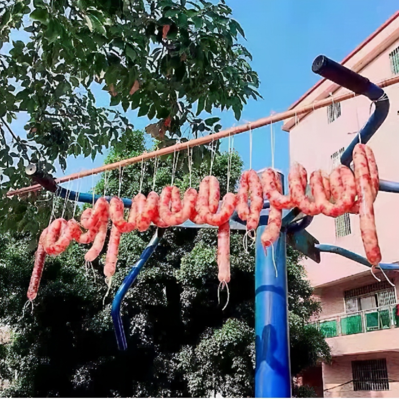 为了晒腊味，大家都拼了