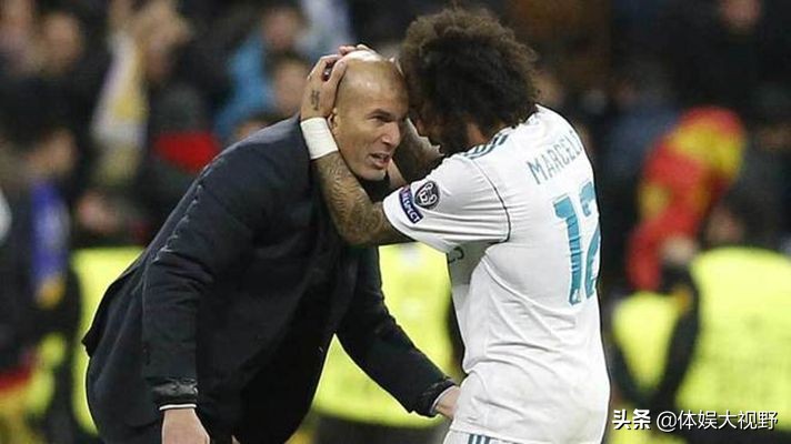皇马逐渐回归正轨齐达内,皇马比赛获胜齐达内激动时刻