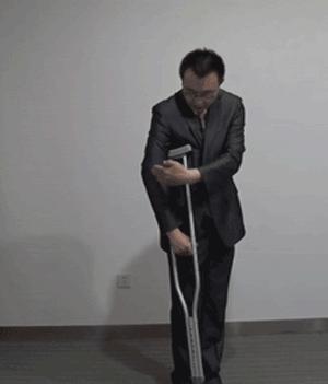 双侧腿拄拐的正确方法,下肢轻微负重拄拐的正确方法