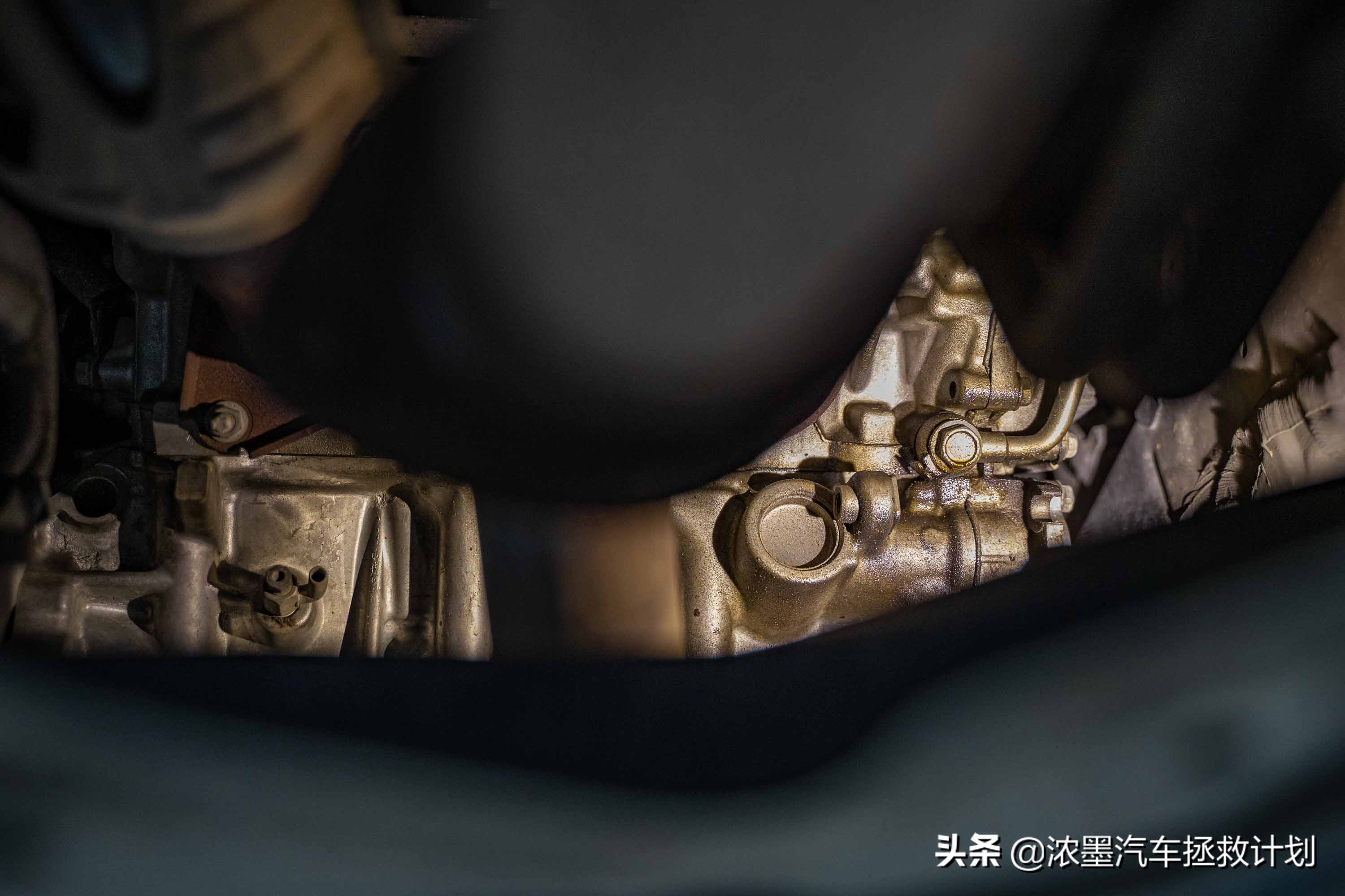 翻新一台老款丰田普瑞维亚,丰田普瑞维亚大翻新