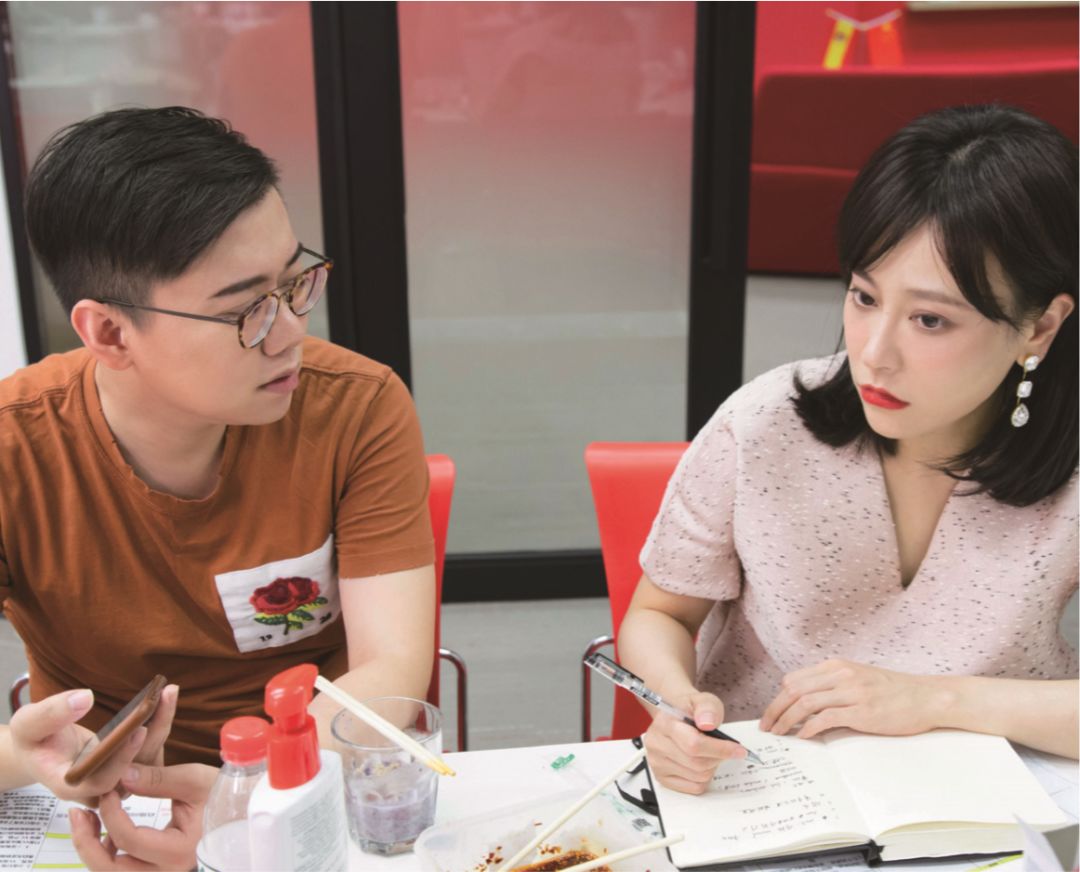 主播工资高背后的努力没人懂,当主播工资真有那么高吗