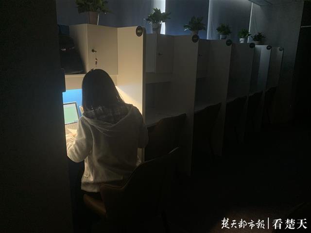 共享单间自习室合肥,共享自习室开在写字楼