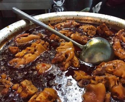 郑州有名的卤猪蹄,新郑市麻辣猪蹄