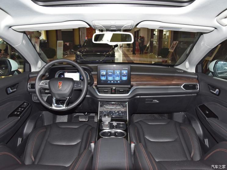 红旗新能源车e-hs3四驱测评,红旗e-hs3四驱和两驱怎么看