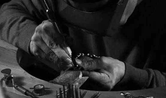 八级工匠的精神,八级工匠和特级工匠