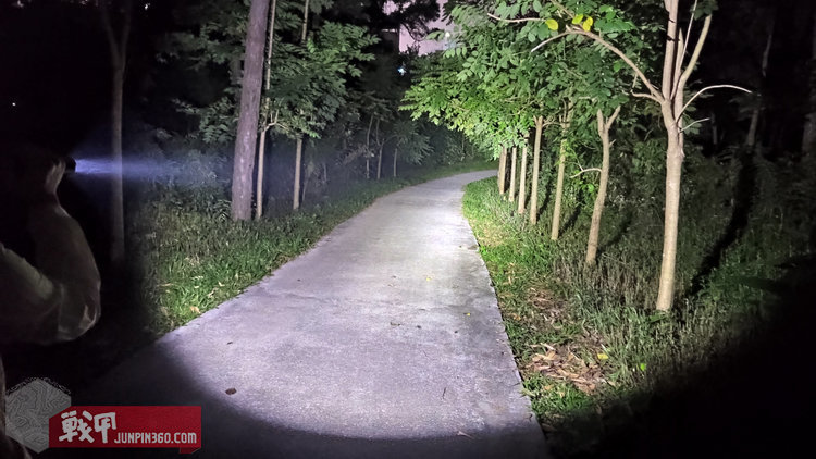 机械双模，性能强悍—菲尼克斯TK11TAC手电上手体验