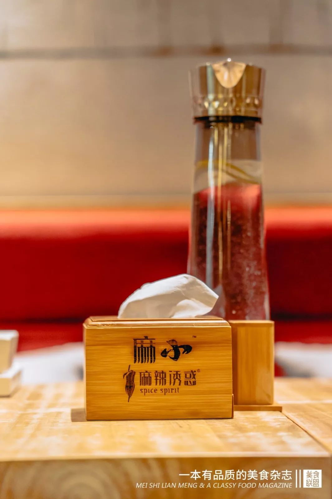 凌晨5点从尼罗河空运到昆明的小龙吓店,居然在卖ysl口红,只要28