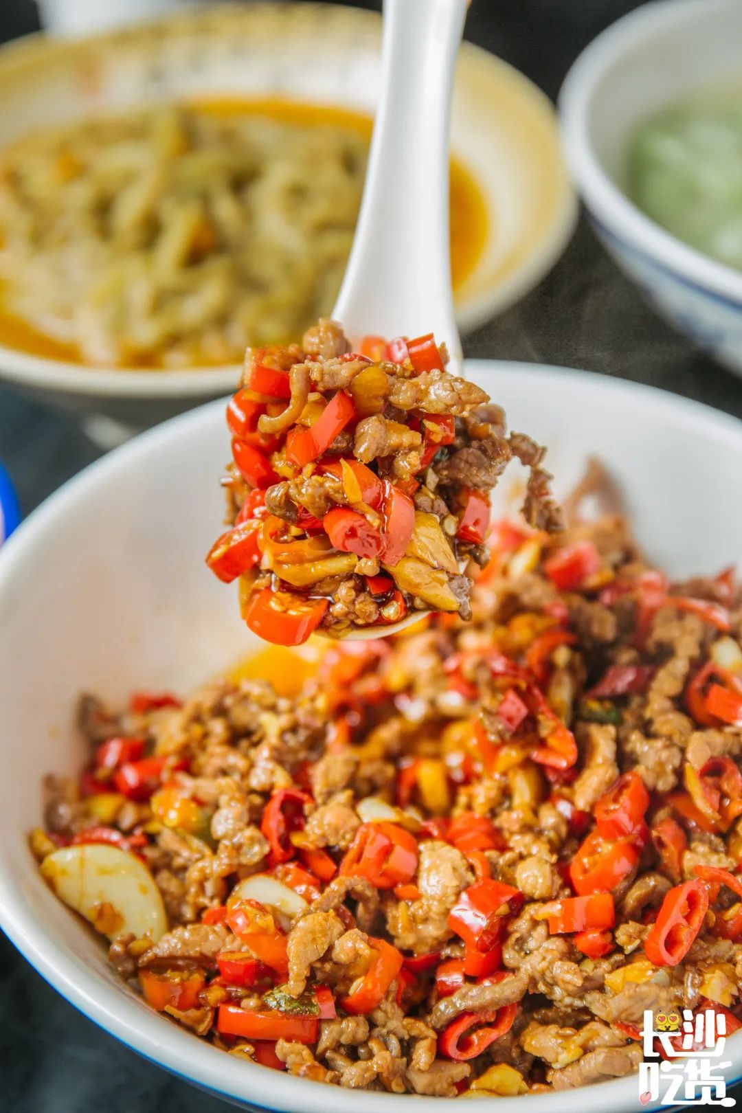 当代年轻人消费观摩托车,当代年轻人的消费观你中招了吗