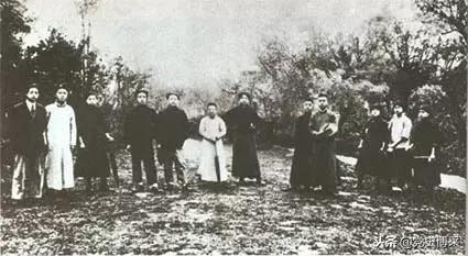 读奇书交奇友创奇事,对章士钊50年知恩图报,毛*东泽**的择友之道