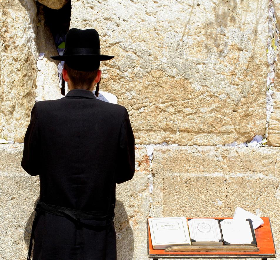 为什么穷人赚钱会很难？听一听犹太人“逆袭”的小故事，受益匪浅