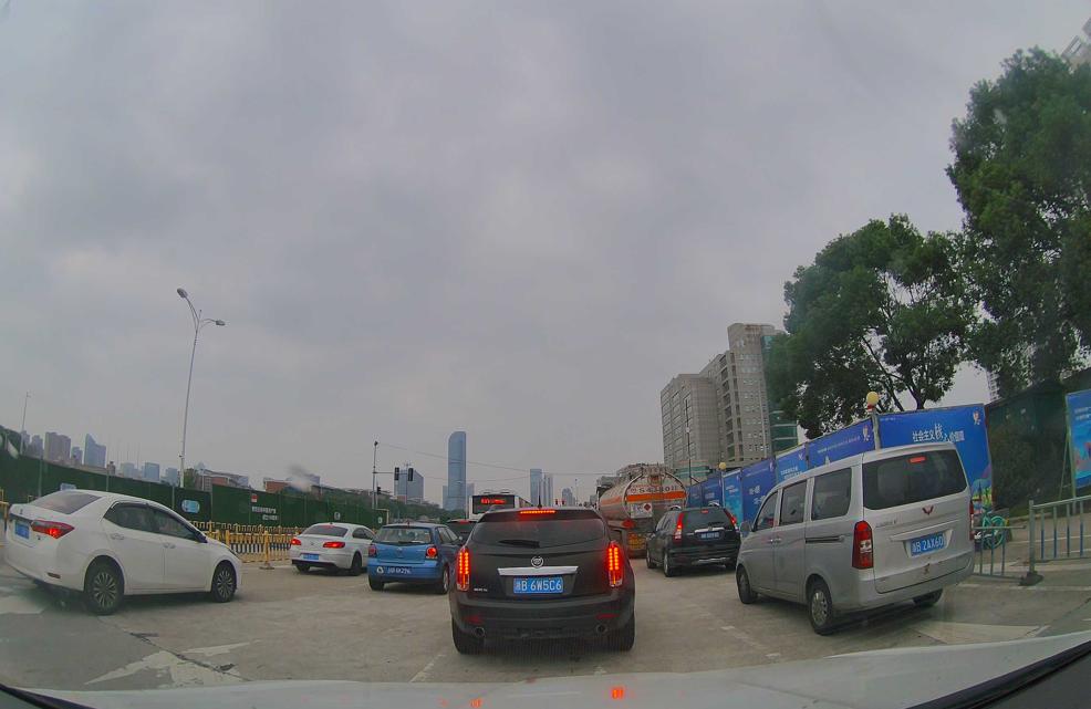 行车记录仪晚上能看清怎么选,行车记录仪都能在哪里看到