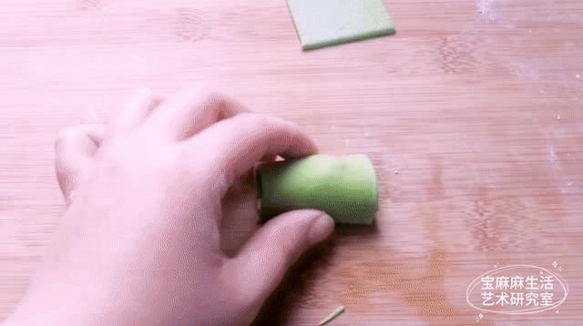 小孩过年吃的糖果,宝宝过年的时候糖吃太多了