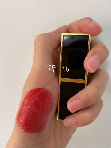 适合黄黑皮涂的正红色口红,适合秋冬的平价口红