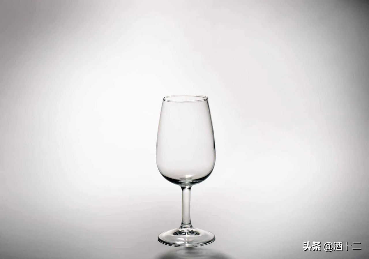 威士忌起源和发展史动画,传统威士忌玻璃杯